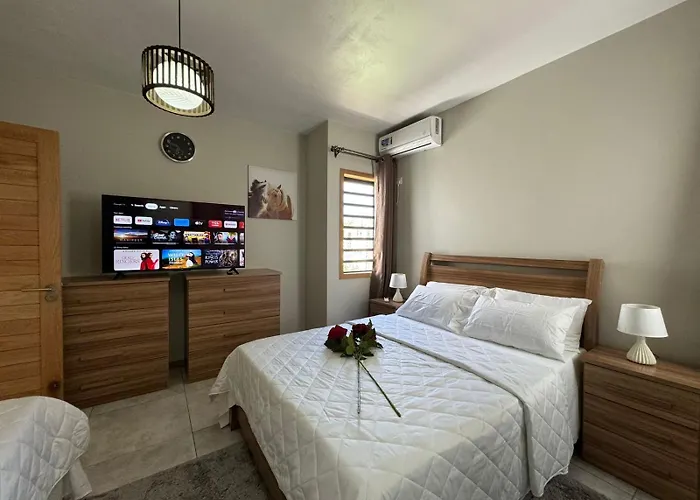 Coral Paradise Beach Villa E-05
